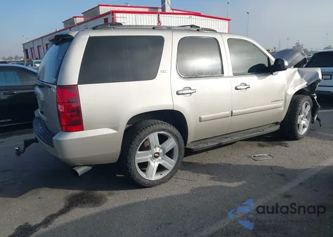 2007 Chevrolet Tahoe Ltz z USA, uszkodzony, nr VIN 1GNFC130X7R130402